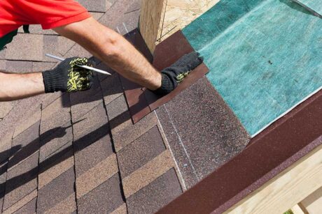 Natural roof tile instaalation